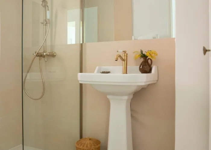 Charming Luxury Near Beaches & Montpellier - La Petite Perolienne Дом отдыха Пероль