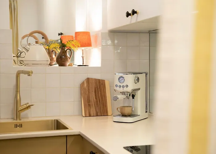 Charming Luxury Near Beaches & Montpellier - La Petite Perolienne Дом отдыха *