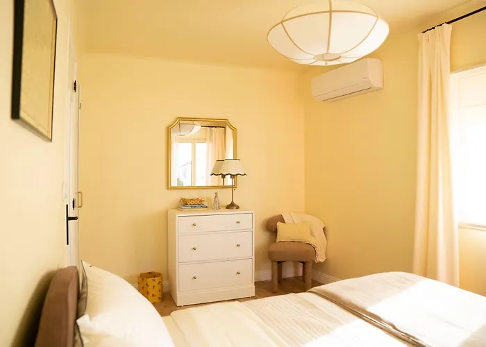 Charming Luxury Near Beaches & Montpellier - La Petite Perolienne Дом отдыха *
