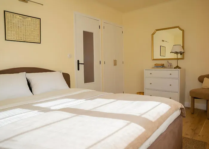 Charming Luxury Near Beaches & Montpellier - La Petite Perolienne Дом отдыха *