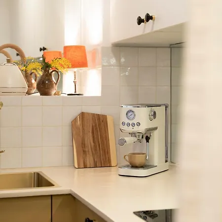Charming Luxury Near Beaches & Montpellier - La Petite Perolienne 度假居 *